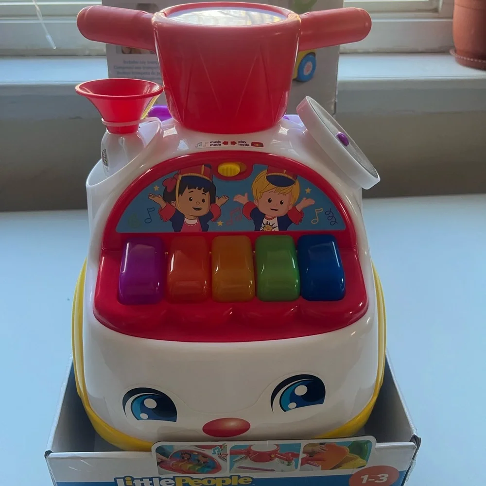 Fisher-Price Little People Music Parade Ride-On